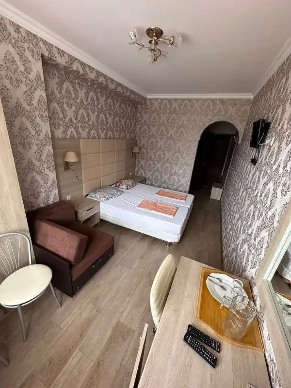 ANI LOO HOTEL
