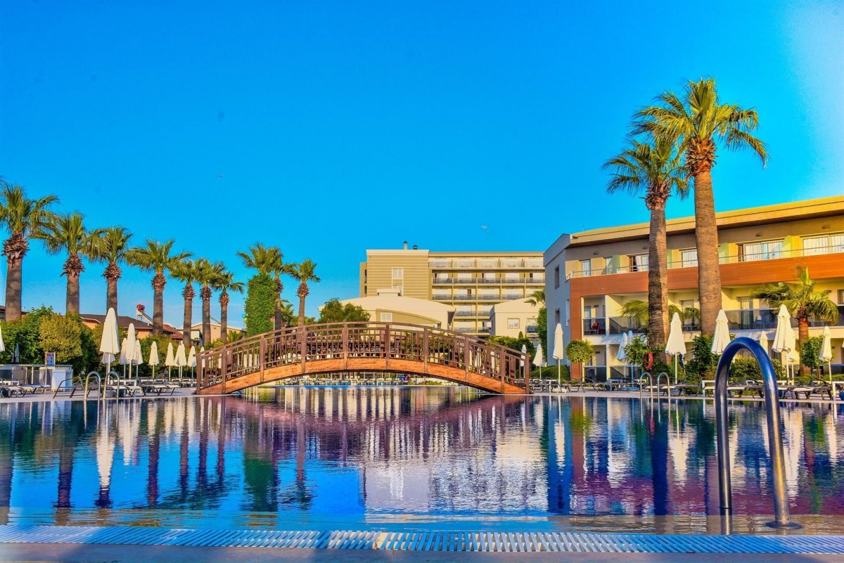 PALM WINGS KUSADASI BEACH RESORT