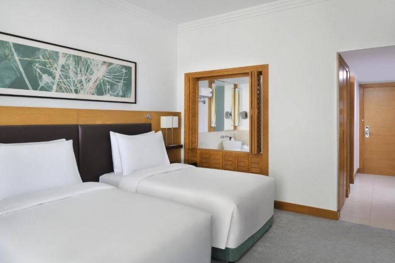 deluxe partial sea view with balcony