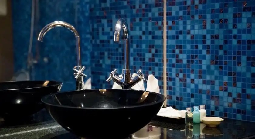 DHEVAN DARA BEACH VILLA