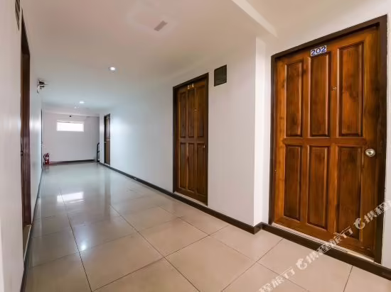 OYO 438 HOME 24