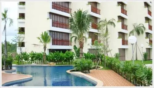 THE ROYAL TROPICAL BEACH CONDOMINIUM