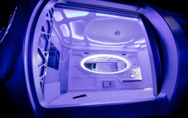 1-местная капсула в 8-местном общем номере