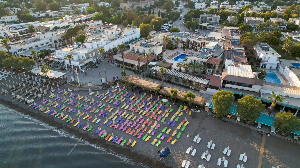 ZUZUU BEACH & HOTEL