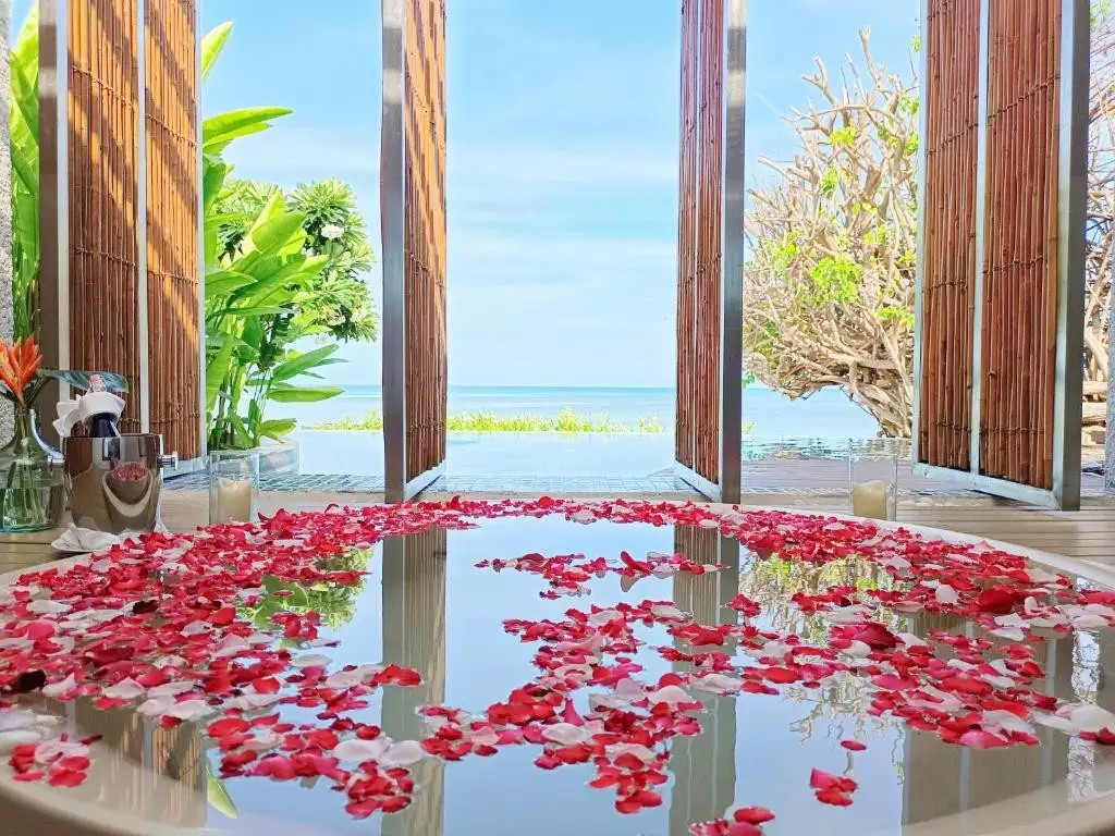 SAREERAYA VILLAS & SUITES