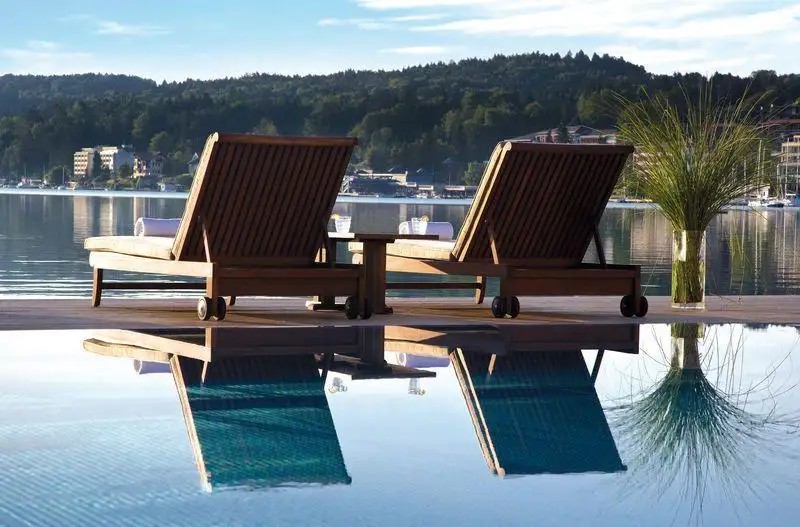 FALKENSTEINER SCHLOSSHOTEL VELDEN