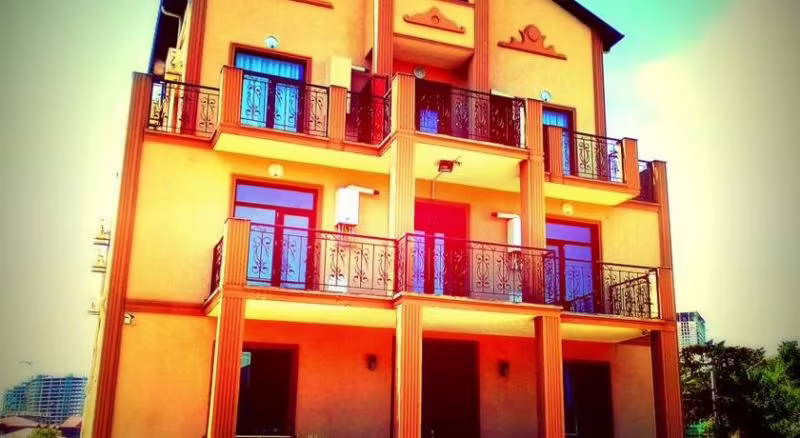 MY GEORGIAN HOUSE