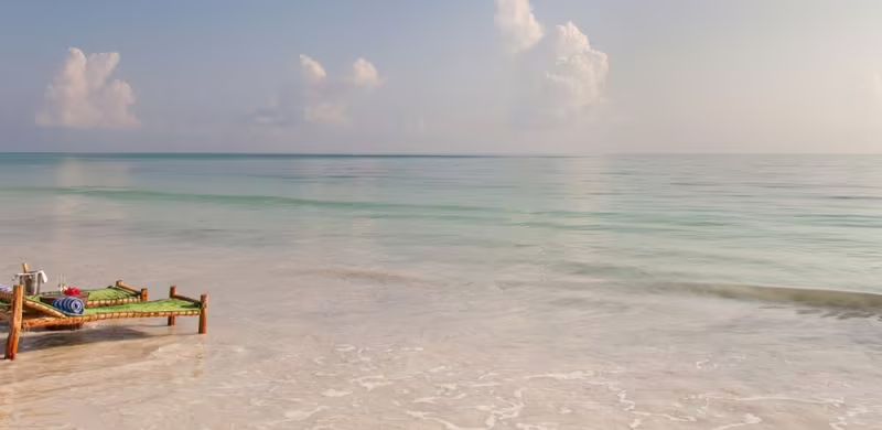 KISIWA ON THE BEACH