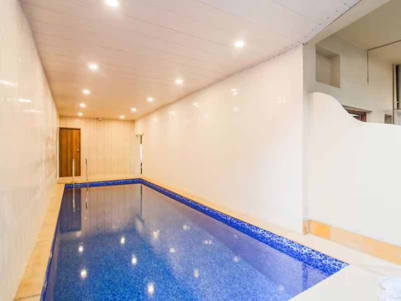 COLLEINS HOLIDAY HOMES