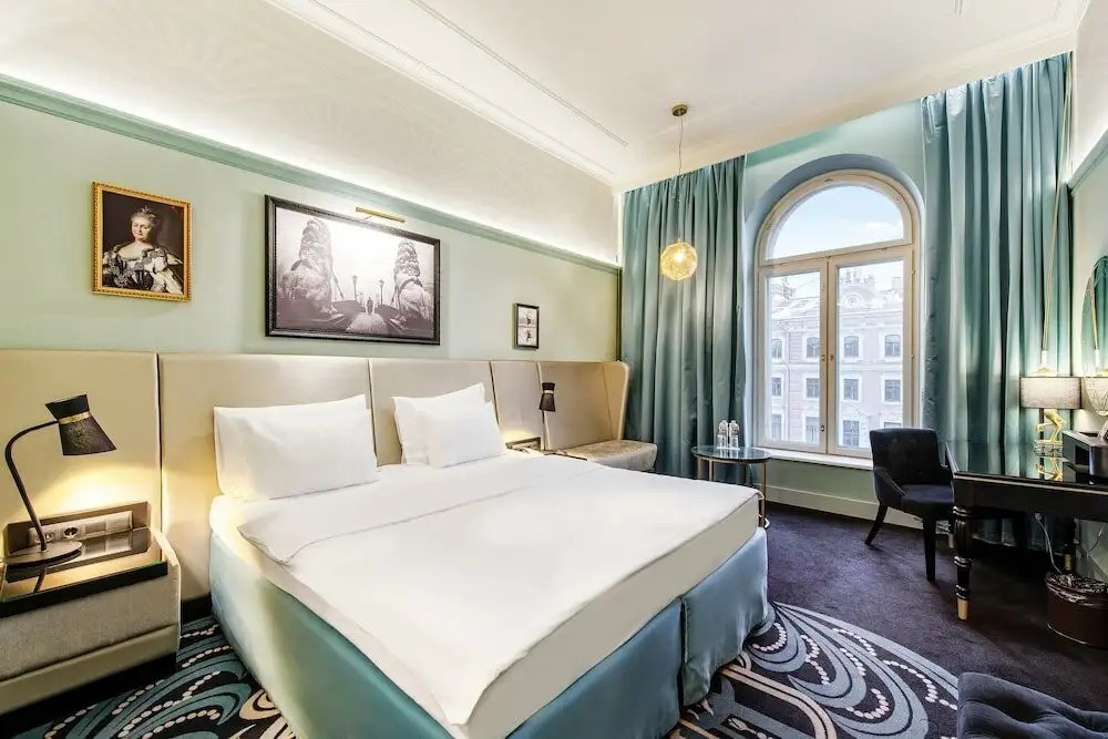 COSMOS SELECTION ST. PETERSBURG NEVSKY ROYAL HOTEL (EX. RADISSON ROYAL)