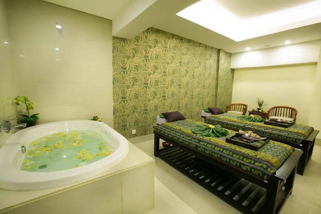 LEGIAN PARADISO HOTEL