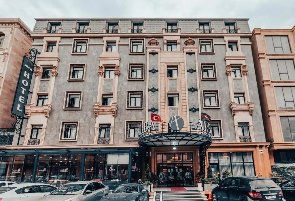 ALBA HOTEL & SPA