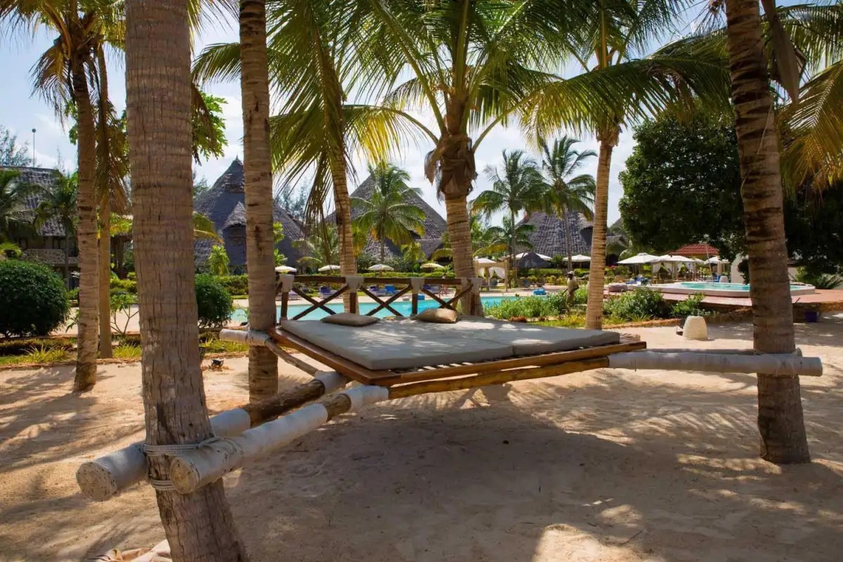 FRUIT & SPICE WELLNESS RESORT