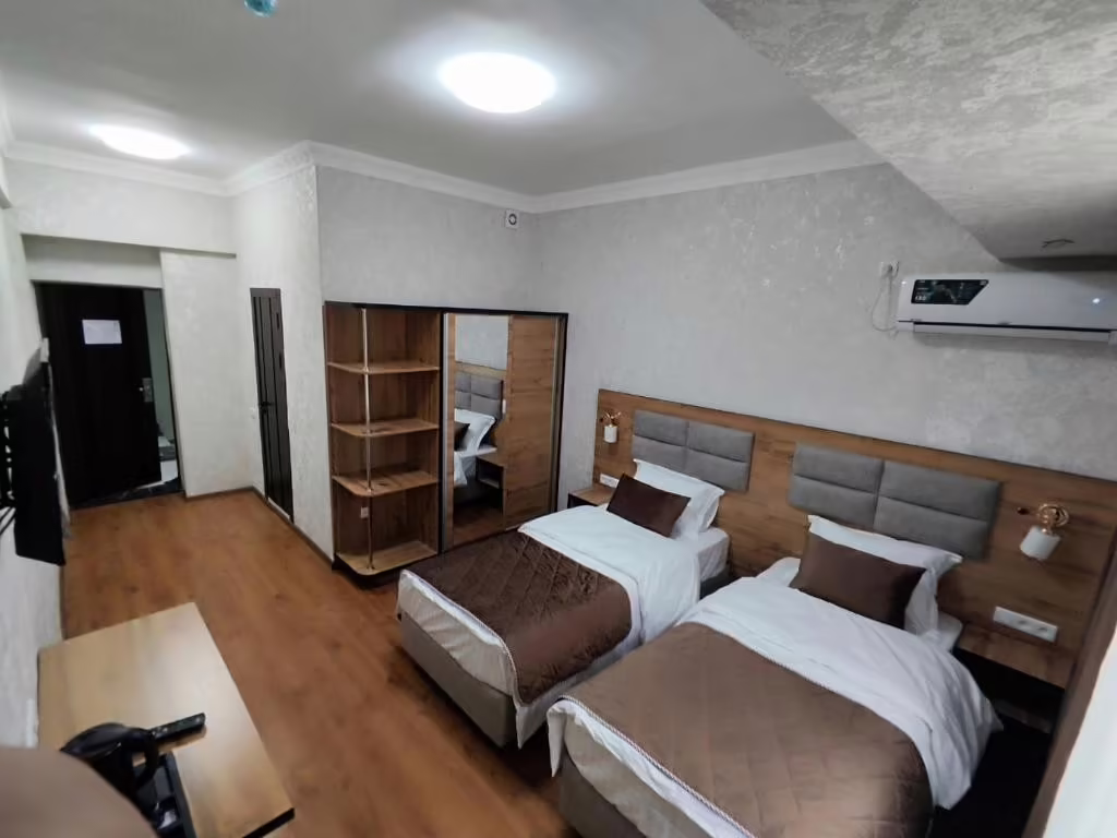 GRAND SHOSH HOTEL