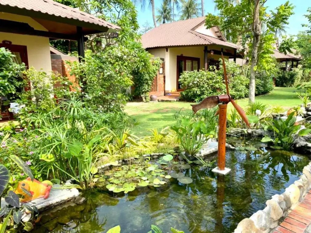 BAO QUYNH BUNGALOW