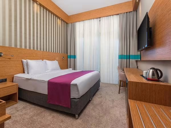 AYA YORGI HOTEL BY T