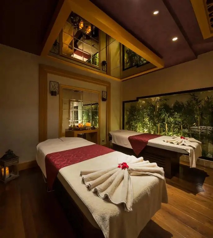 TITANIC PORT HOTEL BAKIRKOY