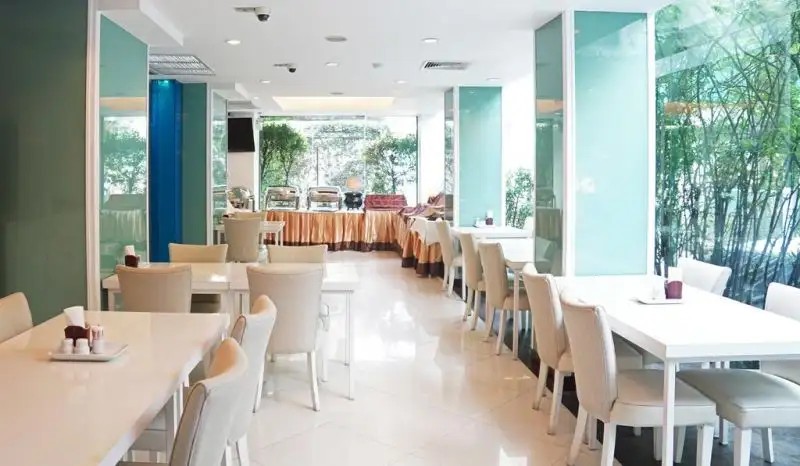 ICHECK INN MAYFAIR PRATUNAM