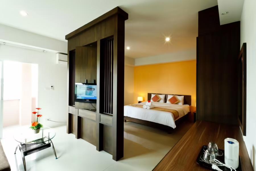 COOL RESIDENCE