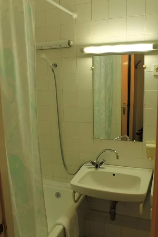 CITY PARTNER SZIESZTA