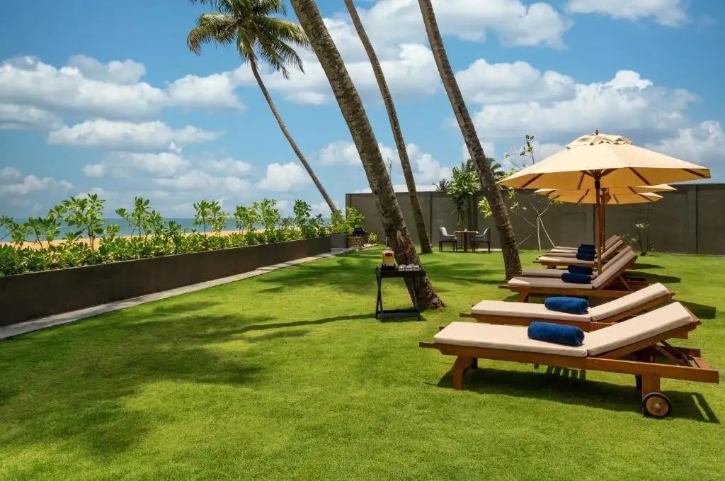 CRYSTAL SANDS GALLE