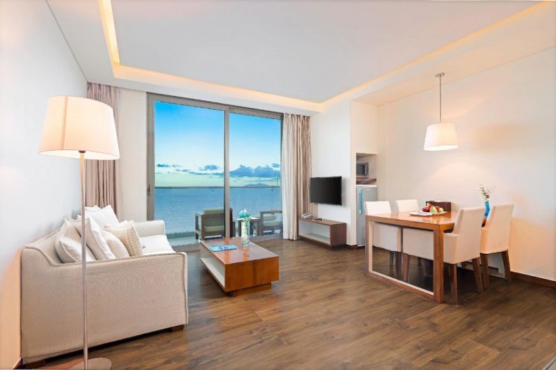 2 bedroom highlight ocean front with balcony