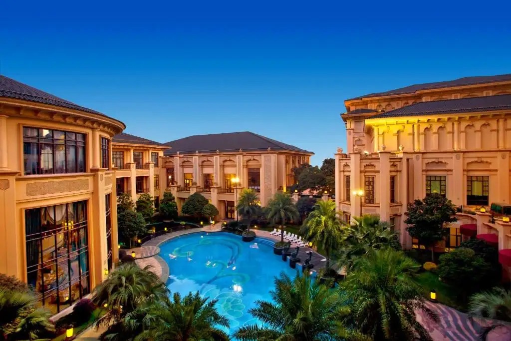 CHATEAU STAR RIVER PUDONG