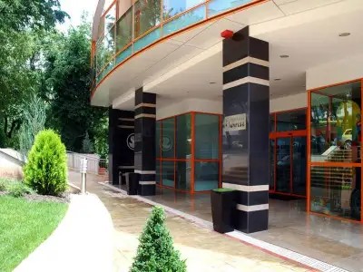 SUNRISE GOLDEN SANDS