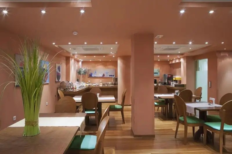 ATHENS CENTER SQUARE