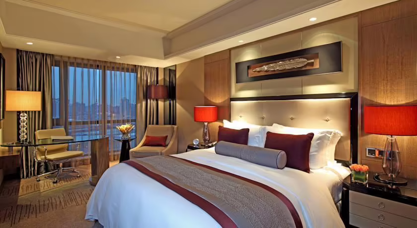 PULLMAN SHANGHAI JING AN (EX. GRAND MERCURE ZHONGYA)