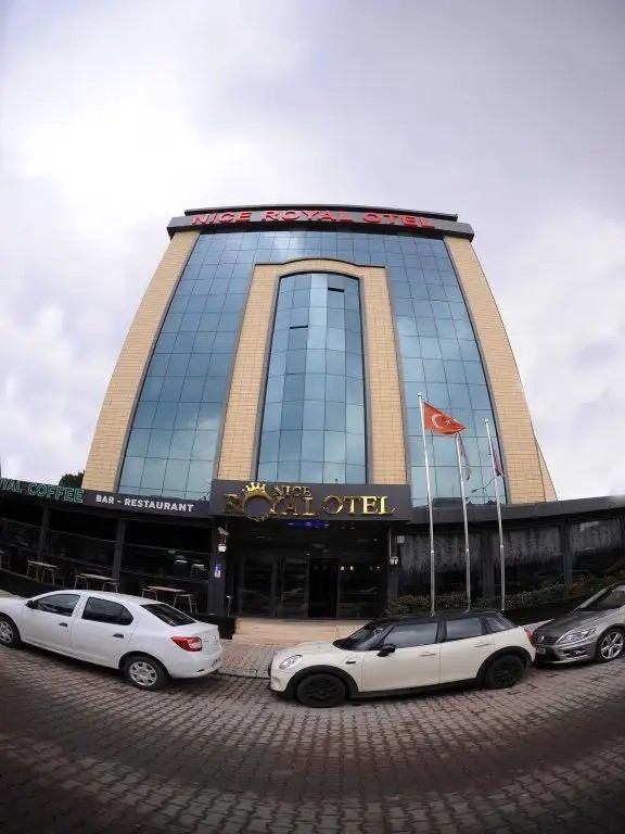 NICE ROYAL HOTEL
