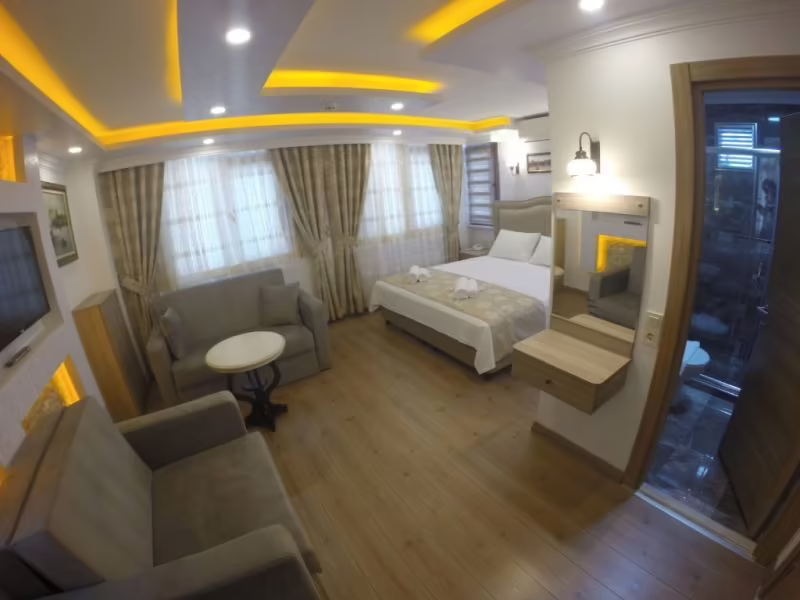 HARBOUR SUITES OLD CITY