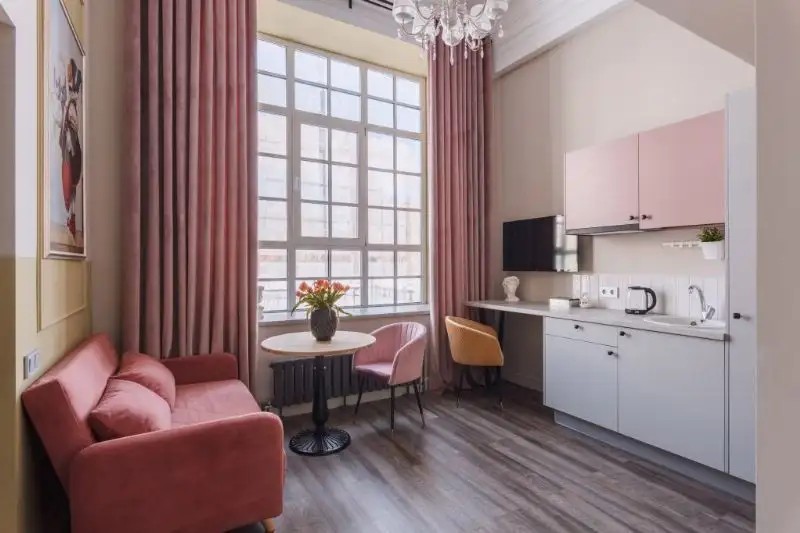 HOME HOTEL