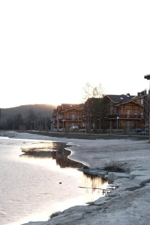 BUSINESS RESIDENCE