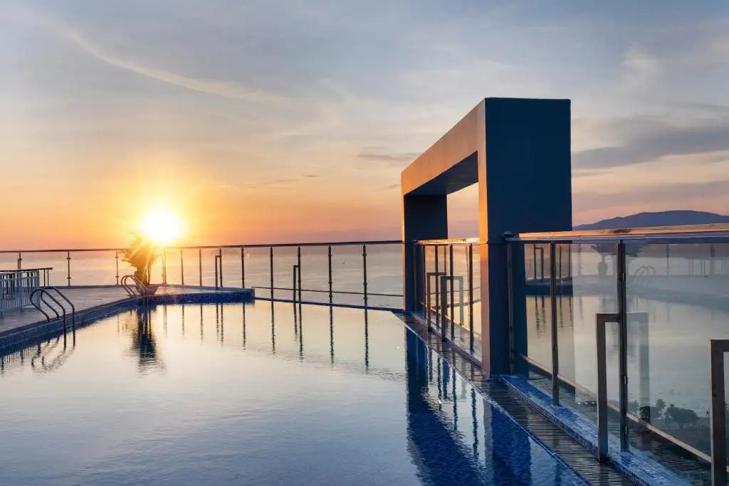 DQUA HOTEL NHA TRANG