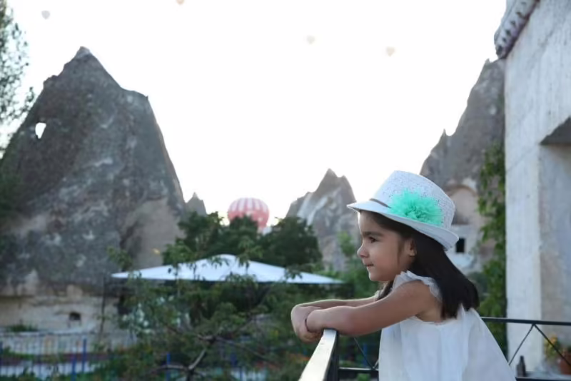 UNICORN CAVE HOTEL