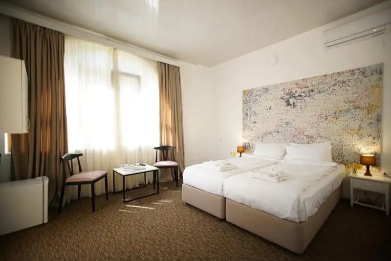PAWLONIA VILLA