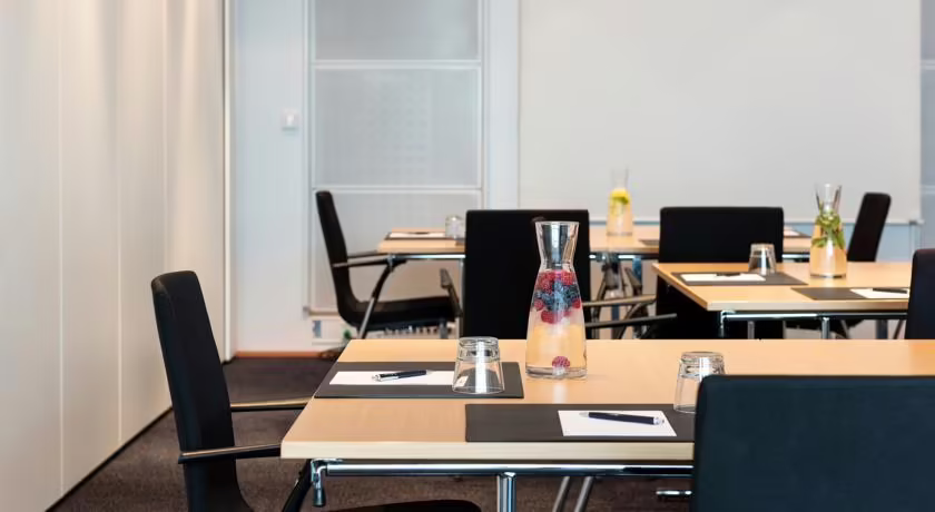 RADISSON BLU HOTEL & CONFERENCE CENTRE