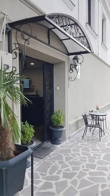 CLASSIC AVLABARI