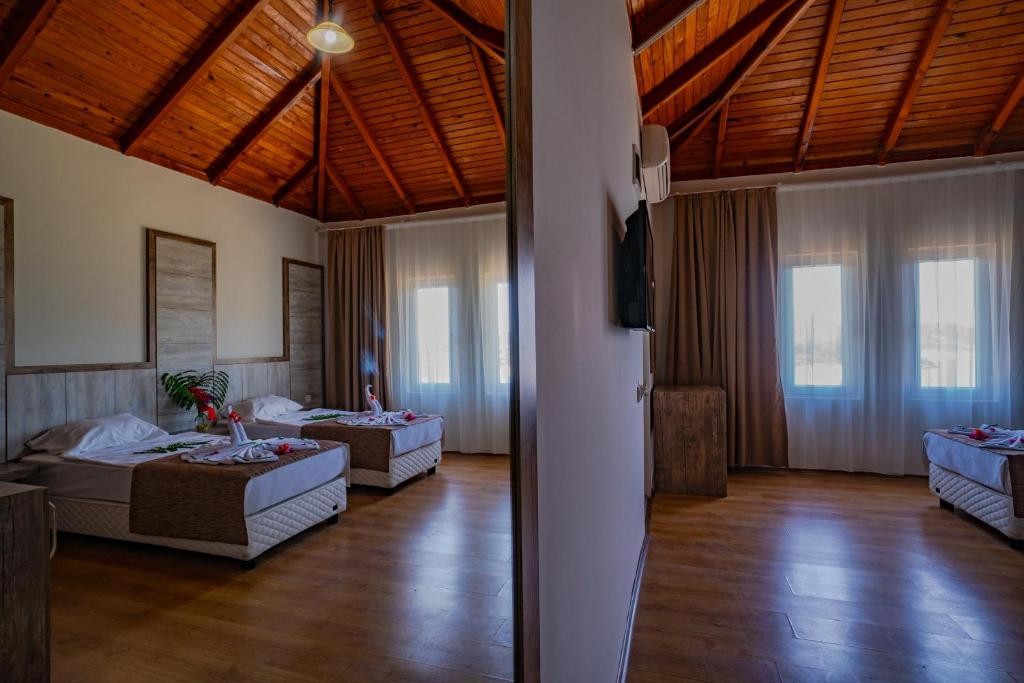 SENZA GARDEN HOLIDAY CLUB (EX. LARISSA HILL BEACH)