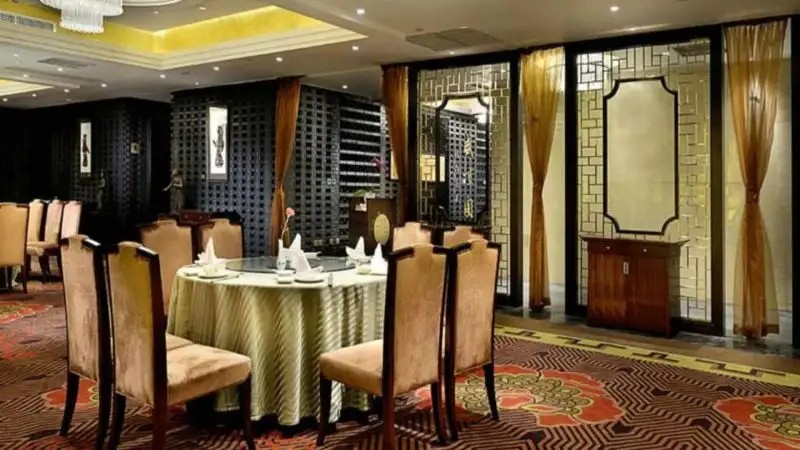 LIAONING INTERNATIONAL HOTEL (EX.ROYAL KING)