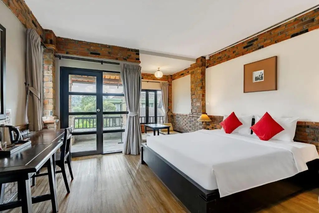 MOTIVE COTTAGE RESORT