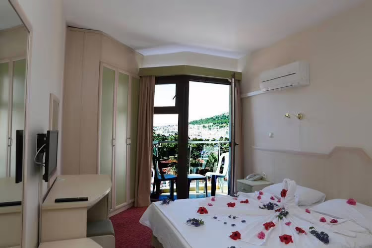 RIDVAN HOTEL