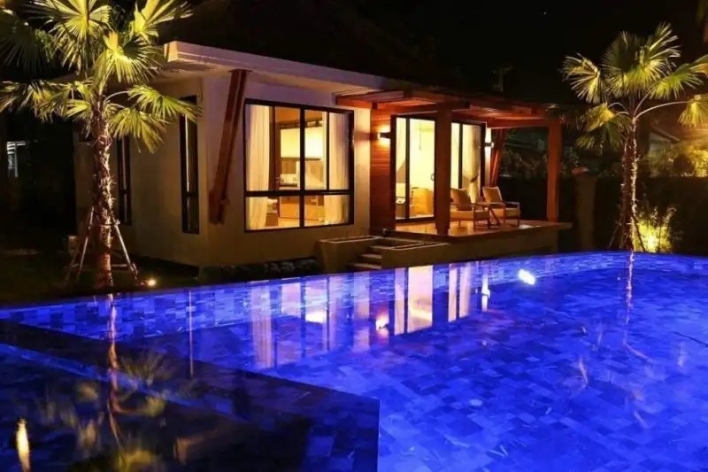 CHUZ VILLAS SAMUI