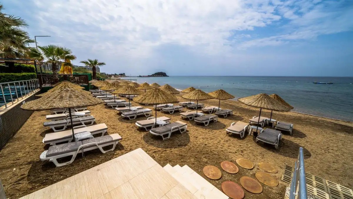 NOTION KESRE BEACH HOTEL & SPA