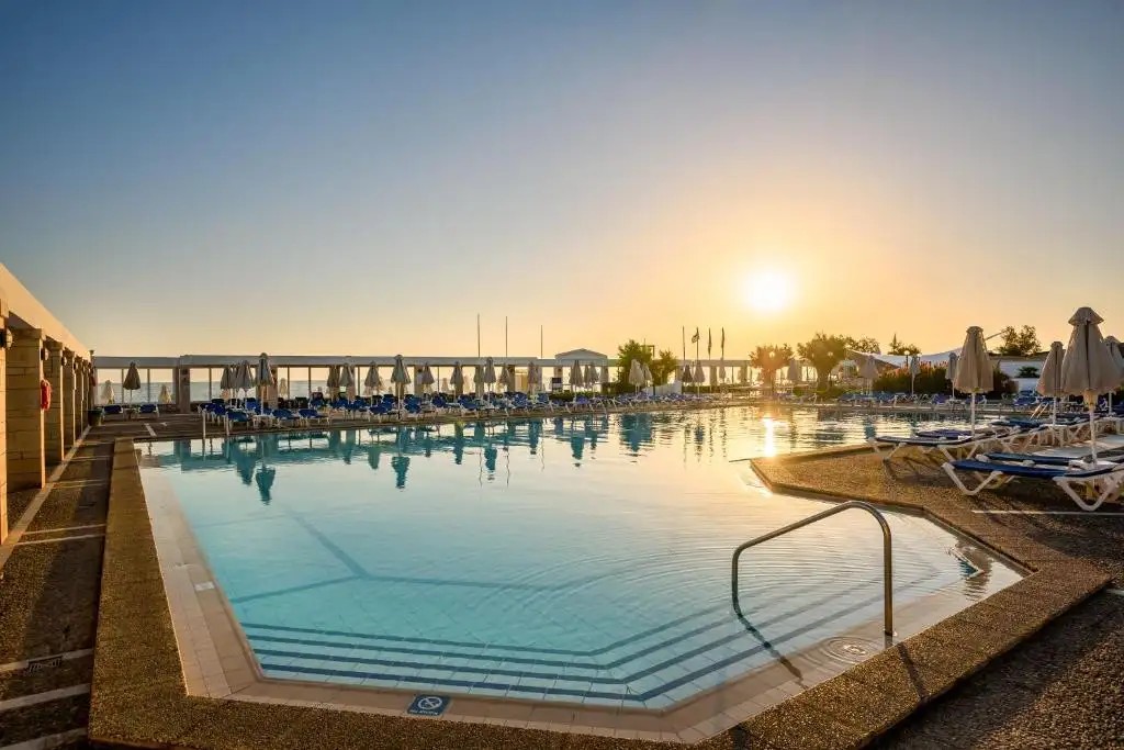 ANNABELLE BEACH RESORT