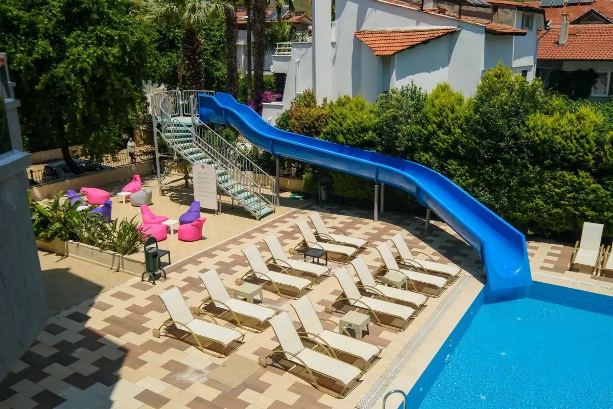 CLUB SELEN ICMELER