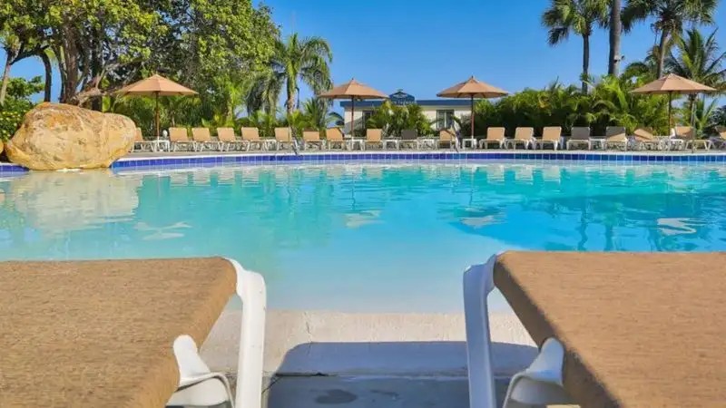 LIFESTYLE TROPICAL BEACH RESORT & SPA