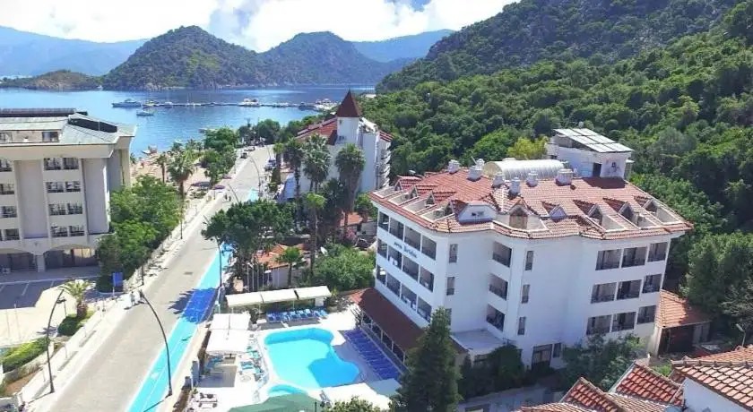 PORTOFINO HOTEL (EX. DORA PORTOFINO)