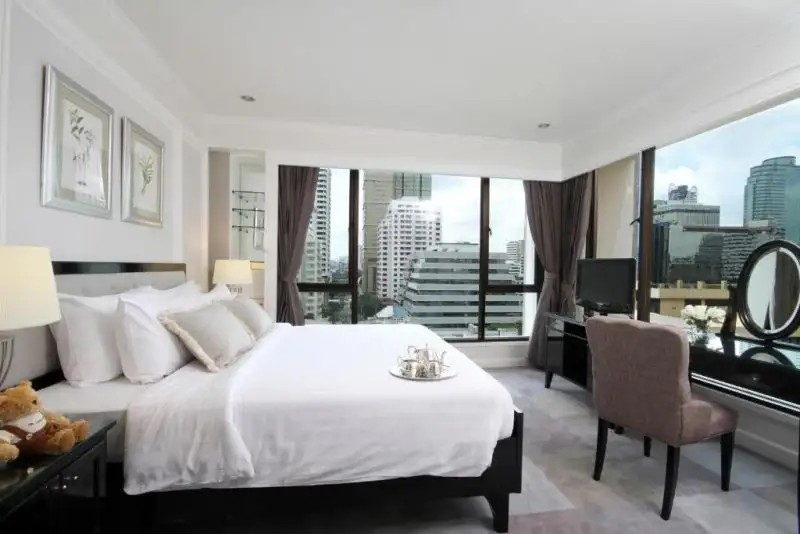 CAPE HOUSE LANGSUAN SERVICED APARTMENTS